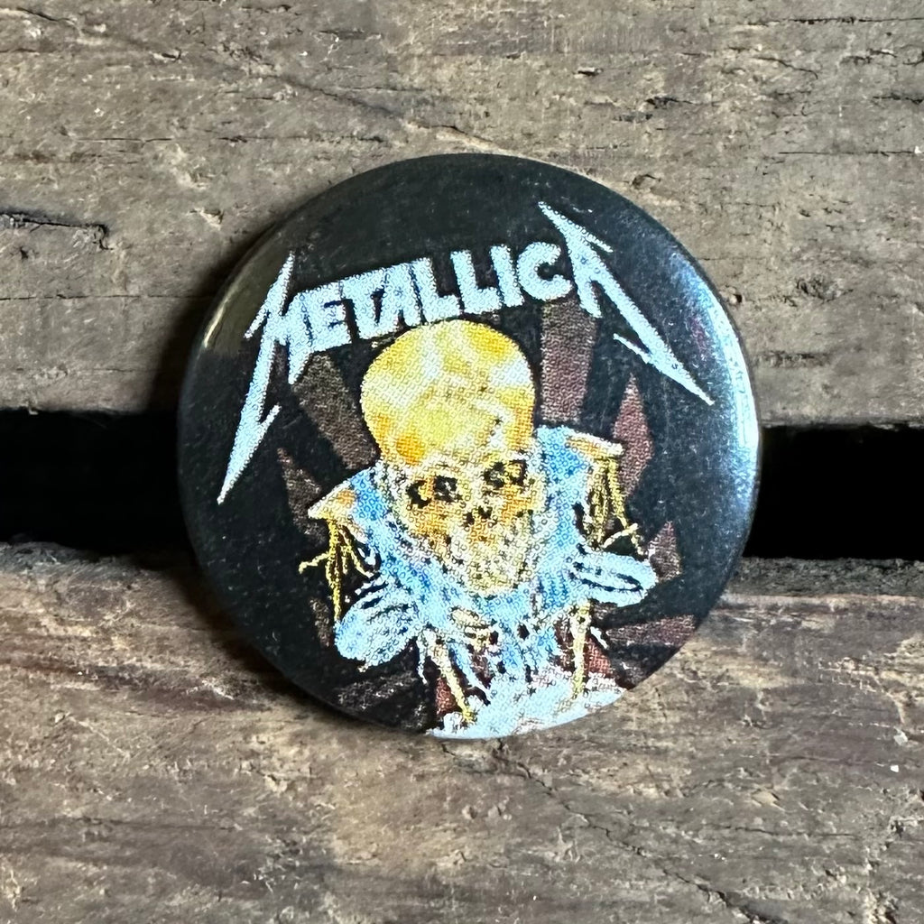 Vintage Metallica pin deals